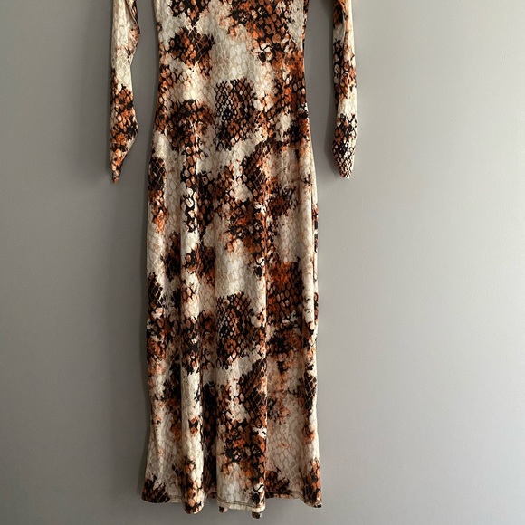 Afrm Zoey Midi Dress in Stamped Snake Print XS - Picture 5 of 7